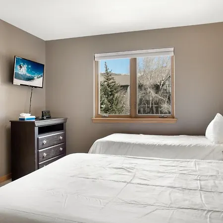 Canyon Run B203 Condo